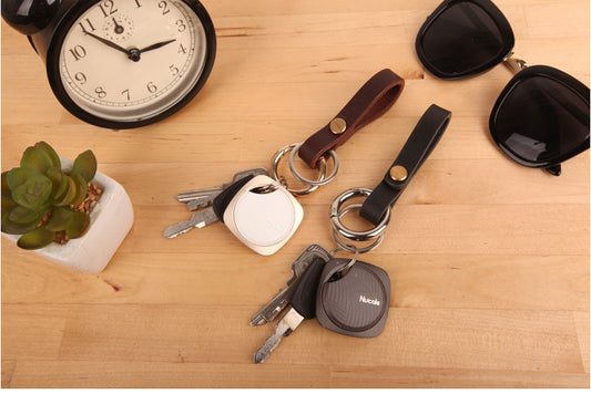 Bluetooth Tracker Key Finder – Smart Key Locator